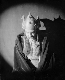 Lionel Barrymore as Macbeth, 1921. NYPL DG.